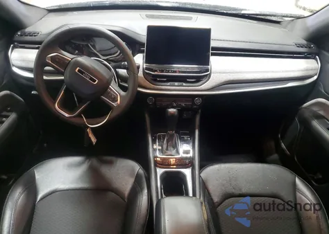 2024 Jeep Compass Latitude z USA, uszkodzony, nr VIN 3C4NJDBN8RT117084